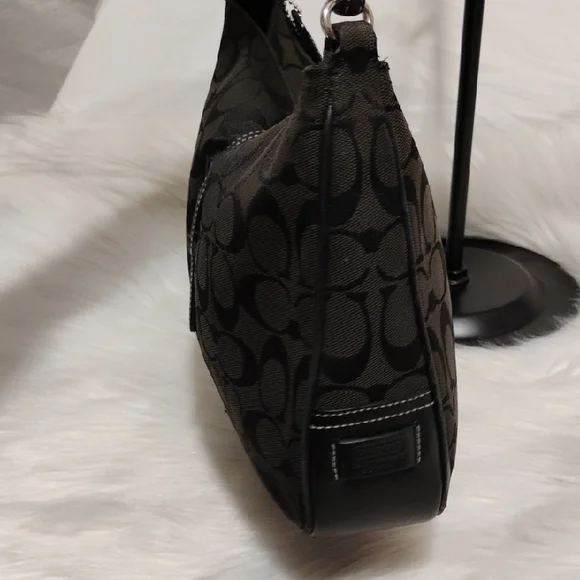 Coach Y2K Monogram C Clip Black Shoulder Bag W Hangtag - Picture 6 of 15